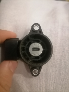 Датчик дроссельной заслоники