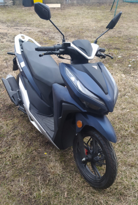 Скутер Vento