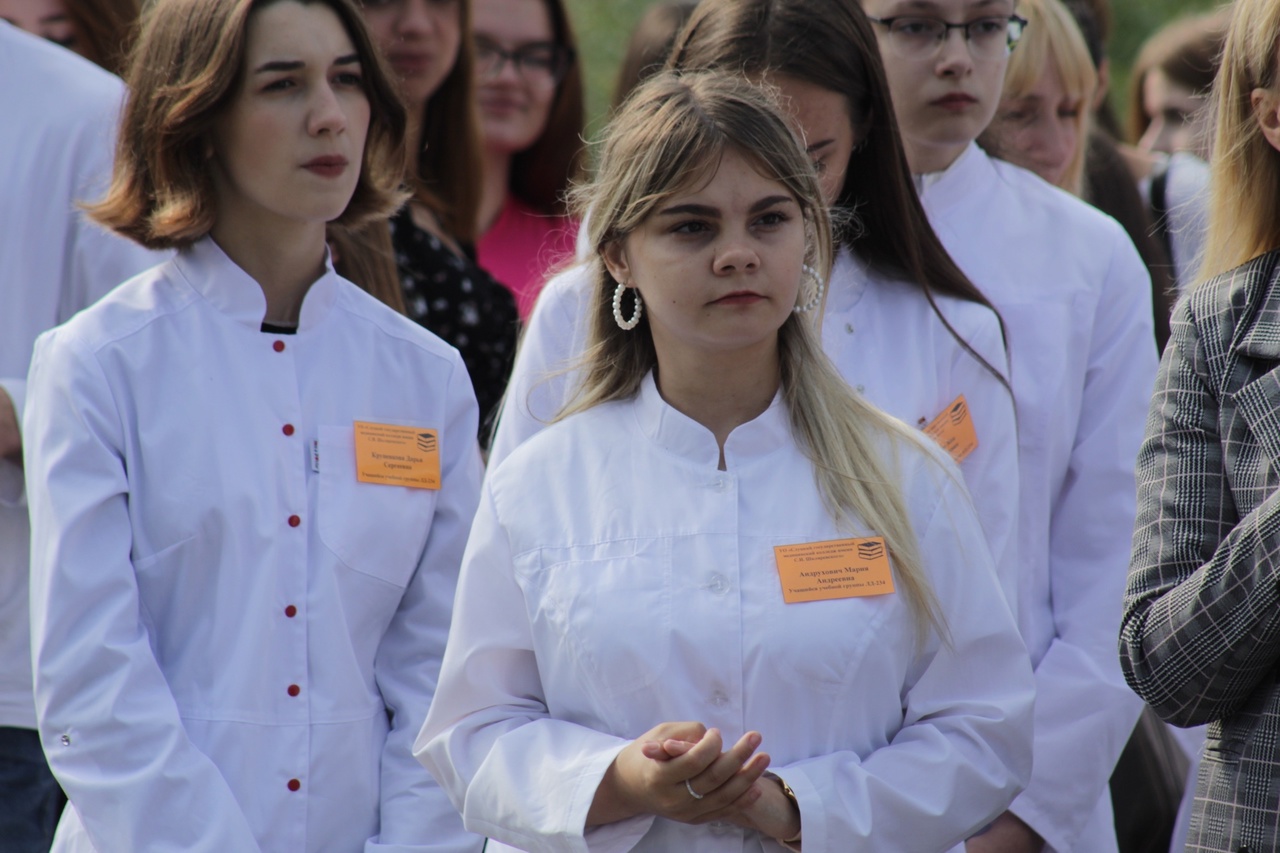 Как прошла линейка в слуцком медколледже Фоторепортаж - Слуцк | сайт