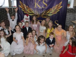 Слуцкая школа красоты провела благотворительный бал в поддержку Анастасии Демидович