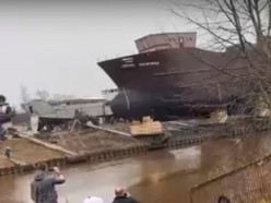 В честь Солигорска назвали корабль